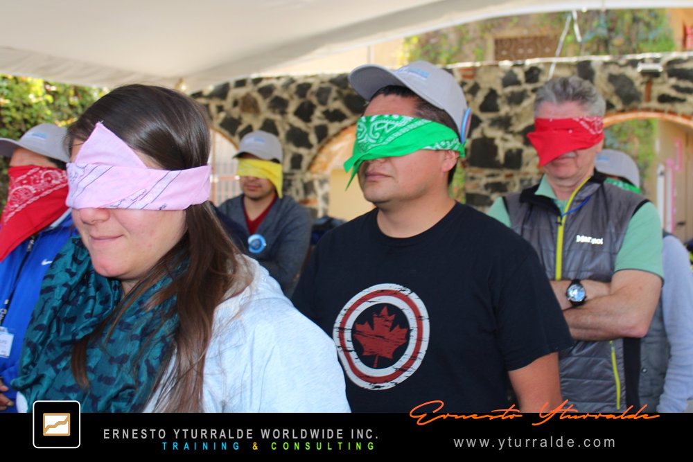 Talleres de Cuerdas Panamá, desarrollo de habilidades blandas mediante experiencias vivenciales y colaborativas.